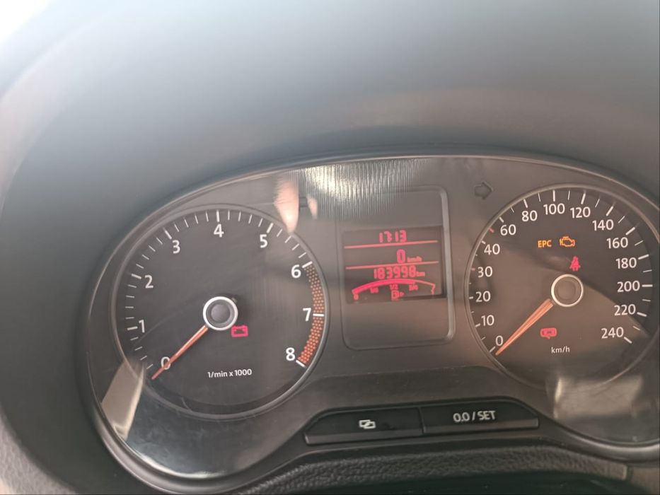 Продам Volkswagen Polo 2013