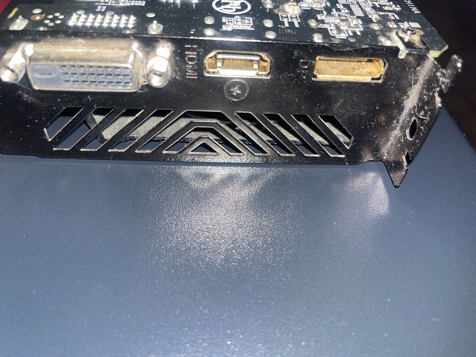 Видео карта Gigabyte RX560 GAMING OC-2GB