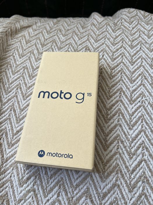 Telefon mobil Motorol g15, Dual SIM, 256GB, 8GB RAM, Iguana Green