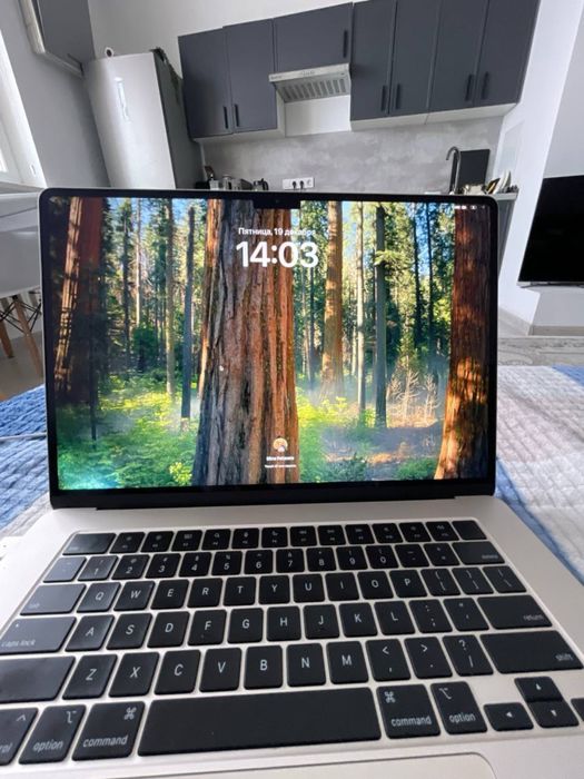 Macbook Air 15 m3 16/256gb