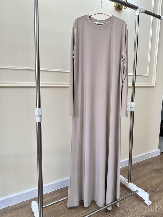 Базовое платье  длинное намазник