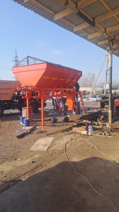 Разбрасыватель песка