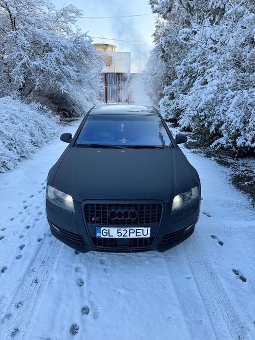 Audi S8 Stare perfecta de functionare, motorul si cutia functioneaza perfec