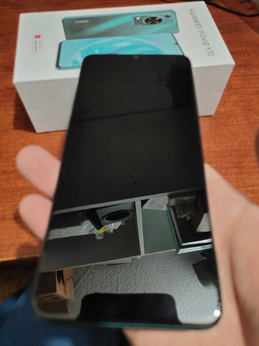 Huawei nova y72 8/256 продам или обмен