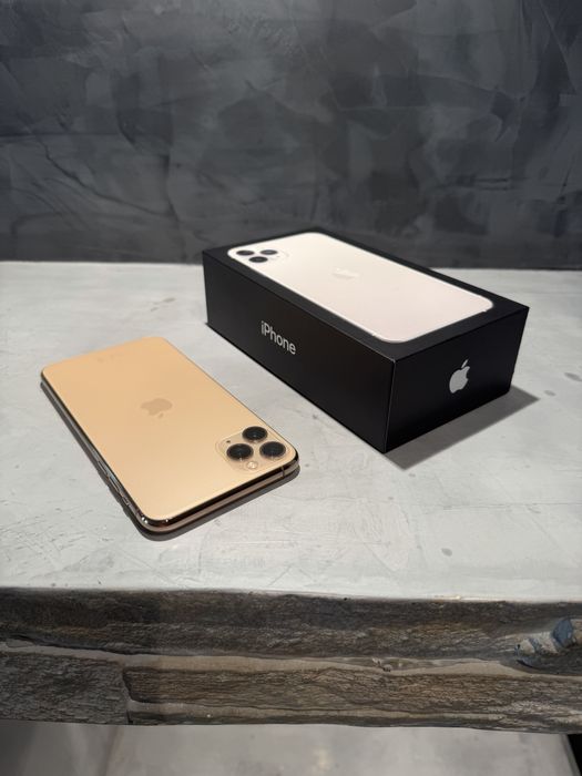 КАТО ЧИСТО НОВ Iphone 11 Pro Max 256 GB
