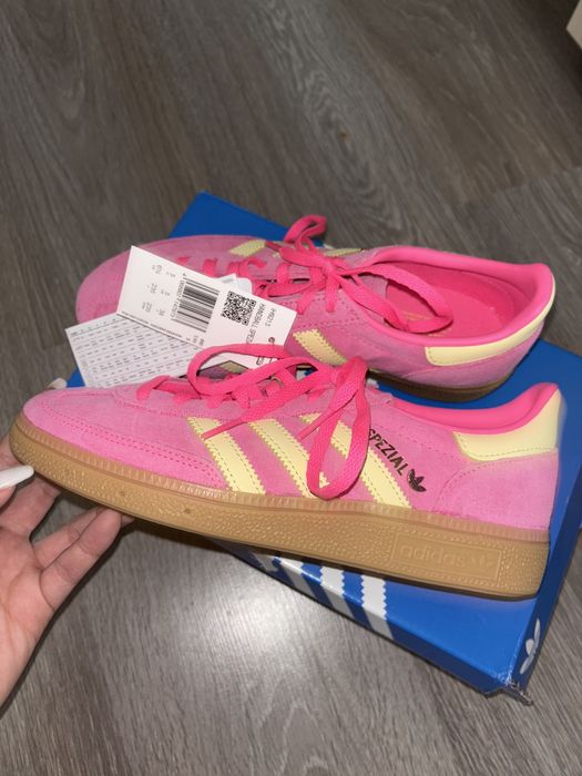 Чисто нови обувки Adidas Spezial 38 номер