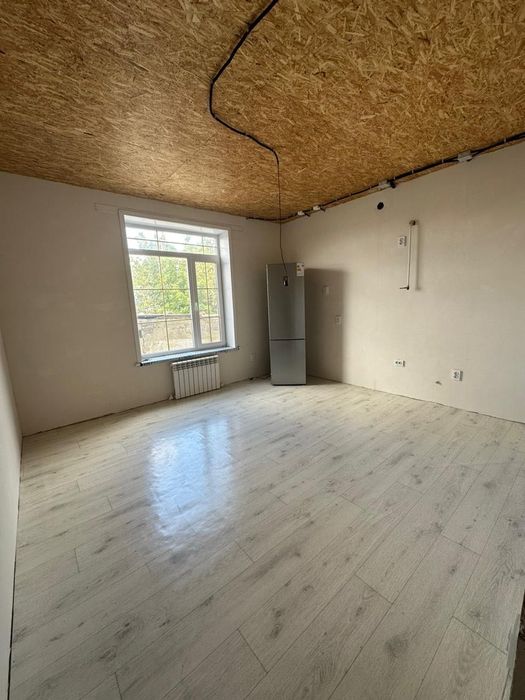 Продам дом с хозпостройками и земельным участком