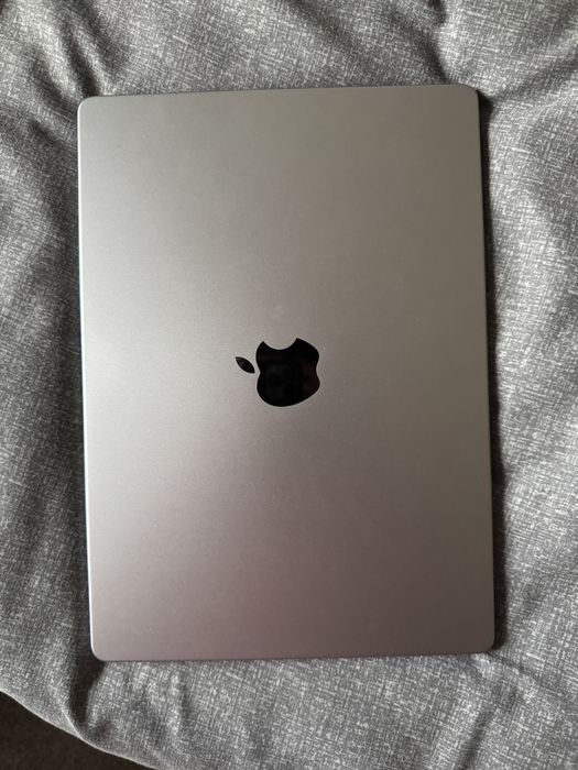 Macbook Pro 14 M1 pro 32/512