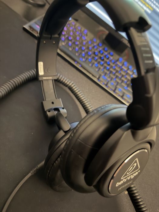 Casti Dj Behringer HPX6000