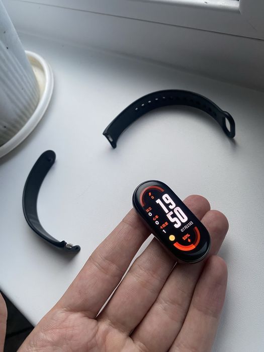Продам смарт-часы Xiaomi Smart Band 8