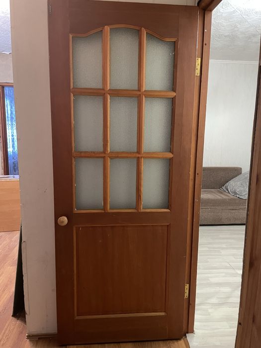 Продам межкомнатные двери