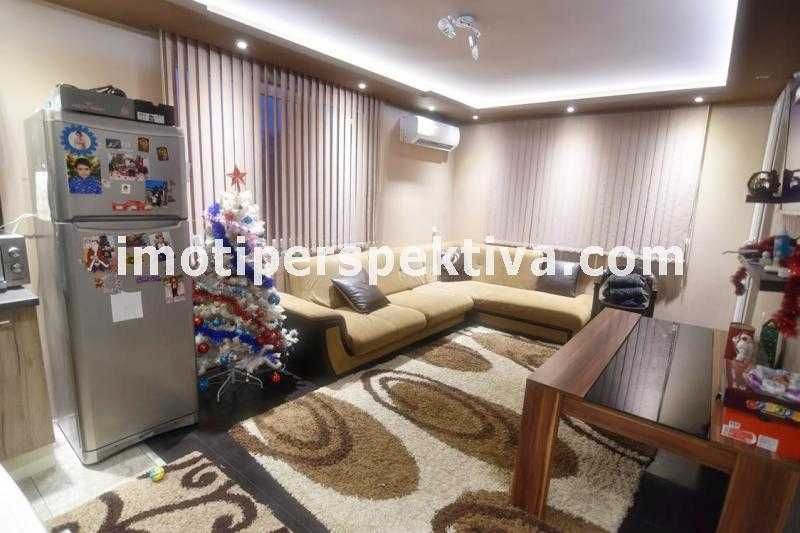 реф.15402 ИЗГОДНО!ДВА етажа от къща в кв. Прослав за общо 160000 евро!