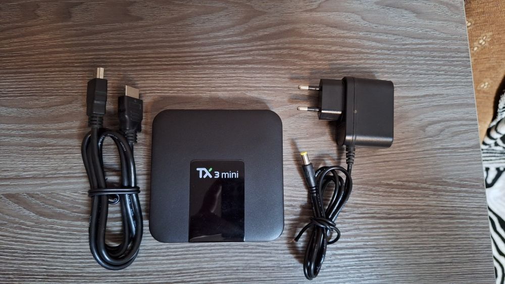 Продаю TV BOX 1G+8G