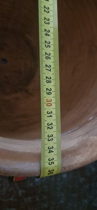 Продам горшок керамический с чашей.