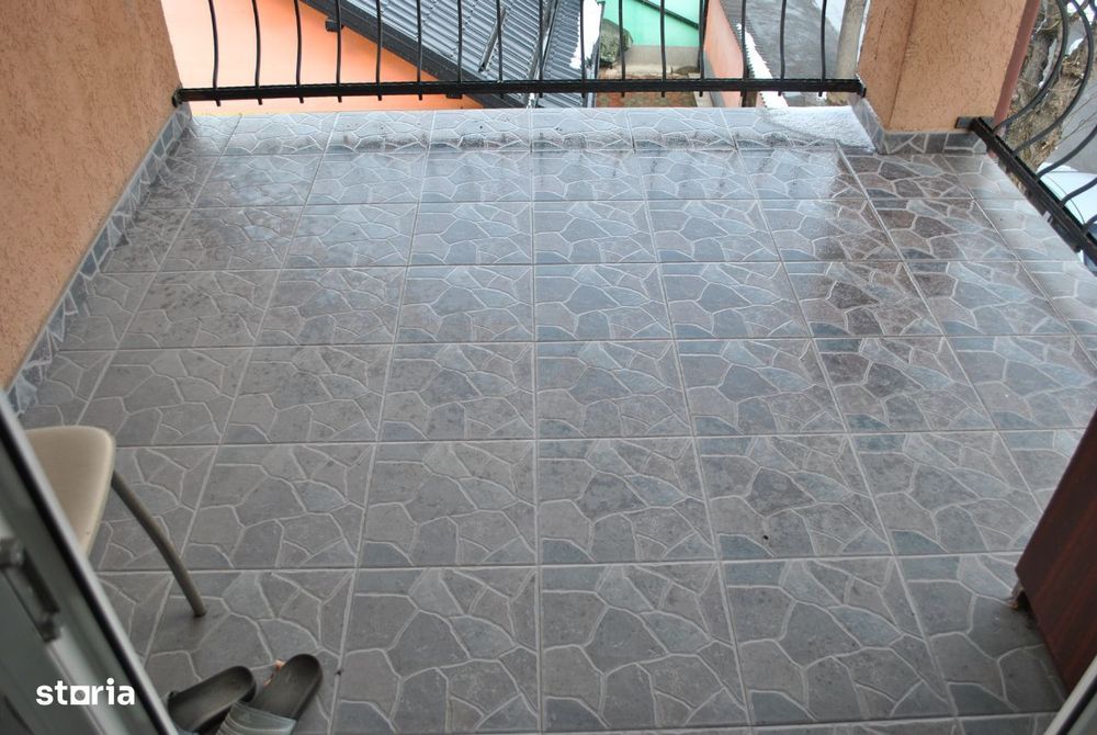 Apartament 4 camere de inchiriat