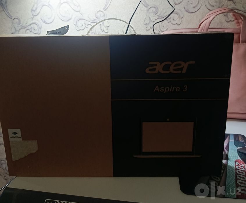 Noutbuk Acer Aspire 3 srochna sotiladi