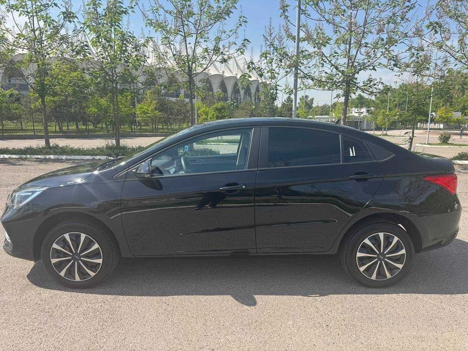 AIQAR E5 elektromobil sotiladi