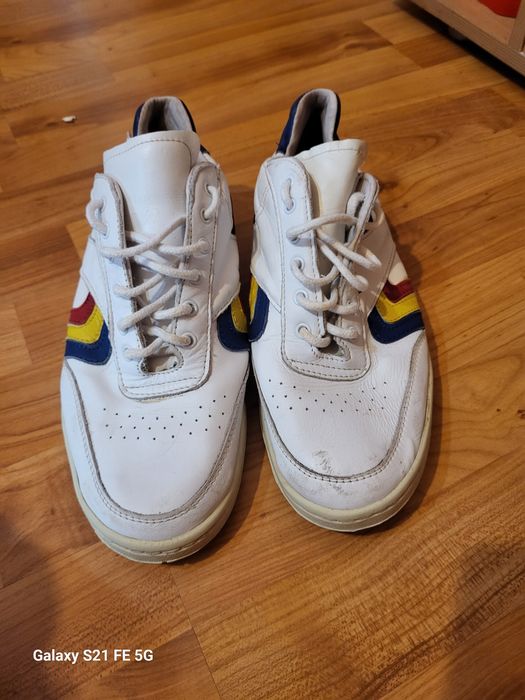 Adidași România   .