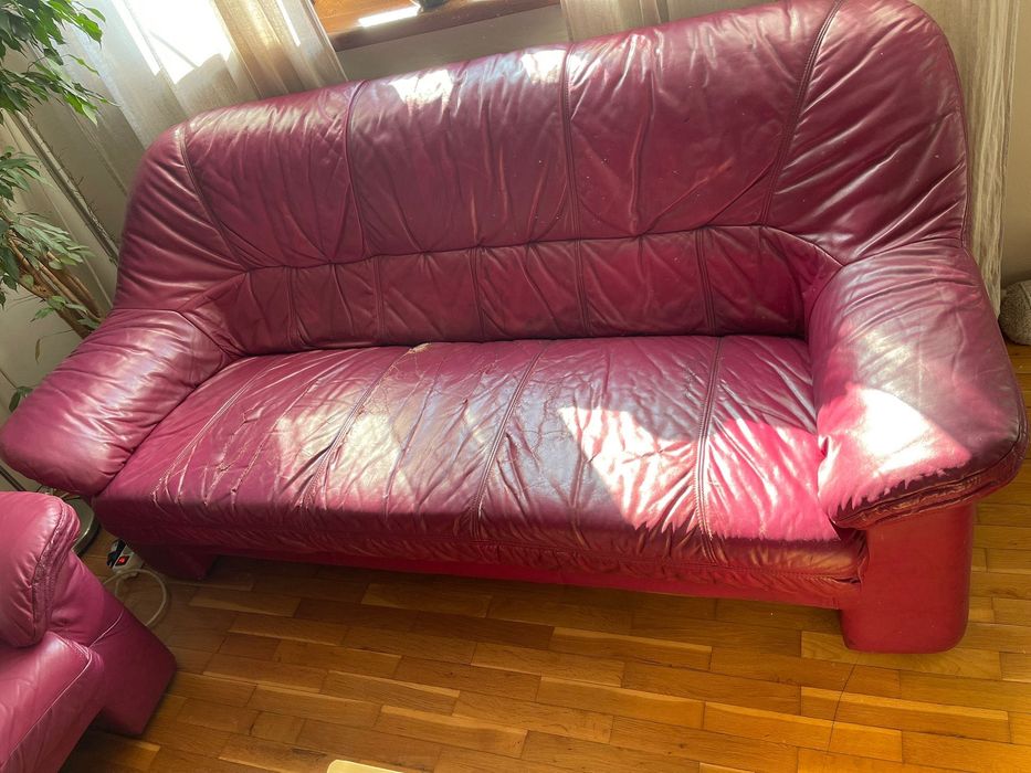 Дивани от естествена кожа 2бр. в цвят вишна/бургунди