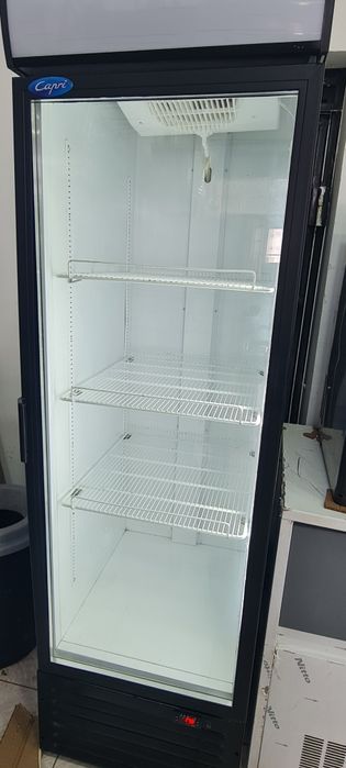 Холодная витрина Capri Россия