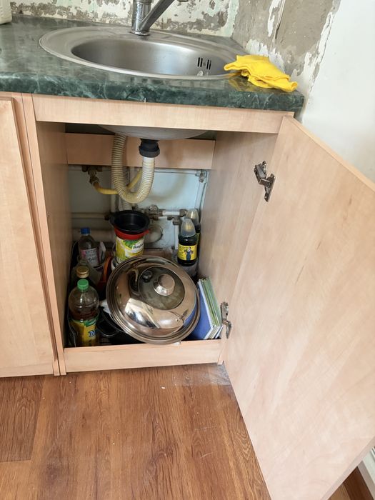 Кухонный рабочий стол