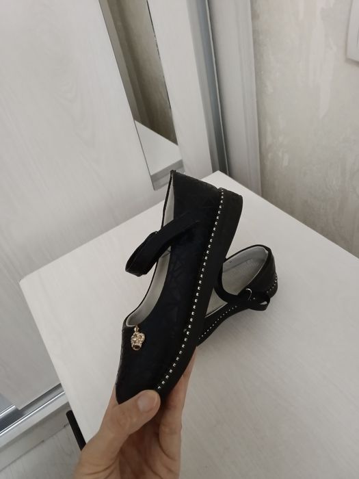 Киз болалар учун оёк кийим. 31-зразмер