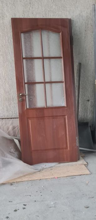 Продам двери межкомнатные