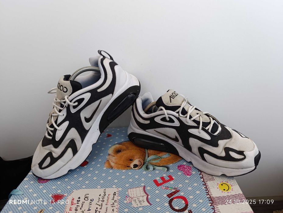 Nike Air Max 200''оригинални маратонки 44 номер