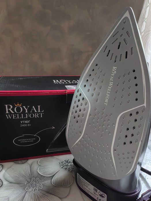 Утюг Royal Wellfort новый