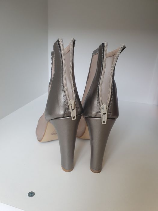 Женская обувь нарядная