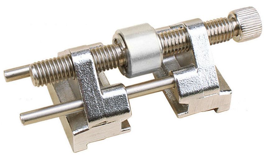 Dispozitiv de ascutit in unghi. Nou