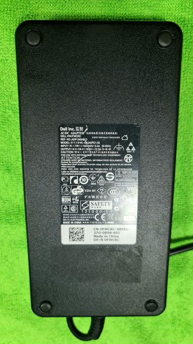 Dell TB 16  K16A001 Docking Station Thunderbolt 3 240W