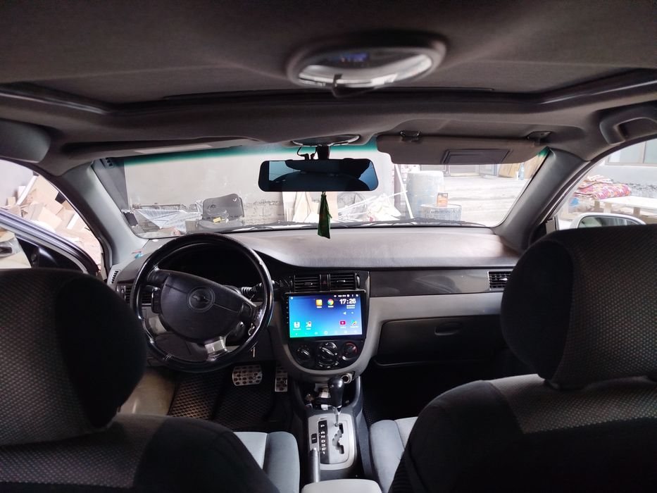 Lasetti 1.8 Avtomat sotiladi