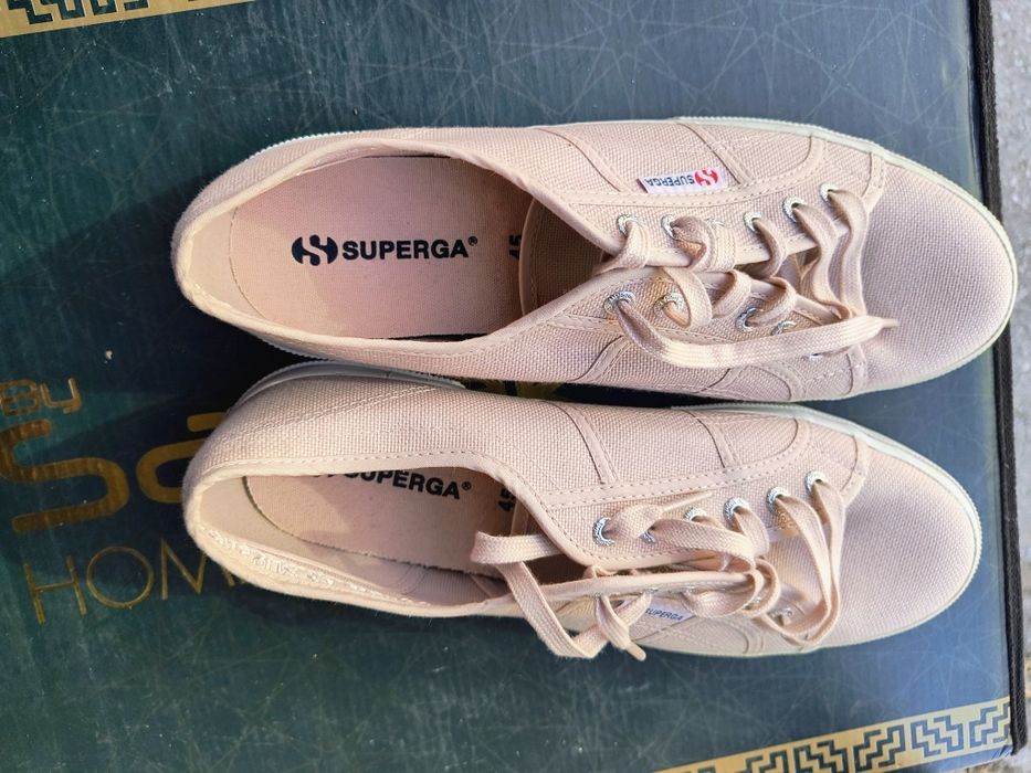 НоВИ 2 чифта 45 номер SUPERGA