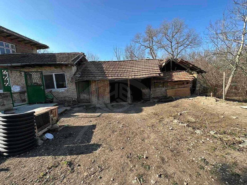 Продава се Къща в с. Комунари, Област Варна - 120 кв.м за 184 €/кв.м - Снимка #10