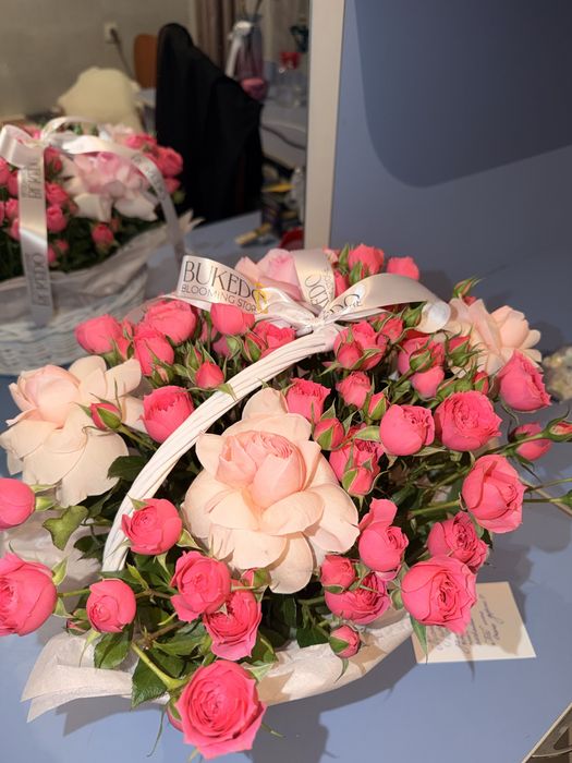 Букет в корзинах с запиской