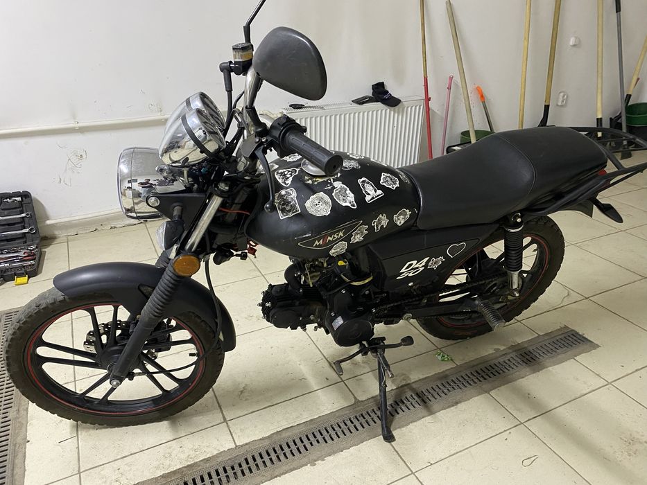 Продам  мотоцикл минск д4 50
