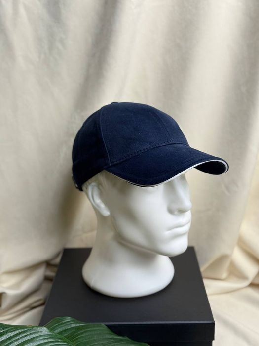 Мужская кепка с логотипом Moncler