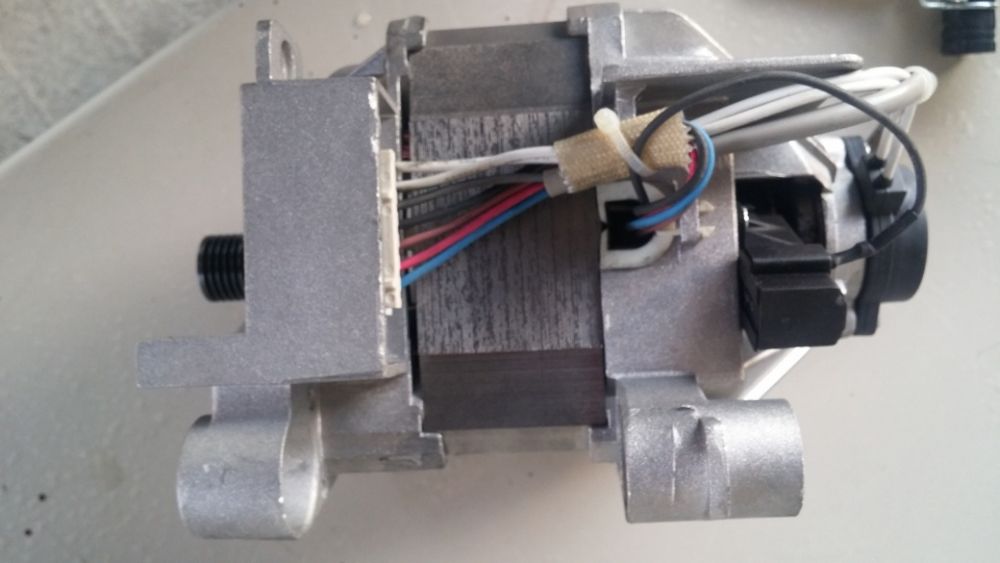 Motor masina de spalat Whirlpool AWOC62012 6th Sence, 1200 RPM