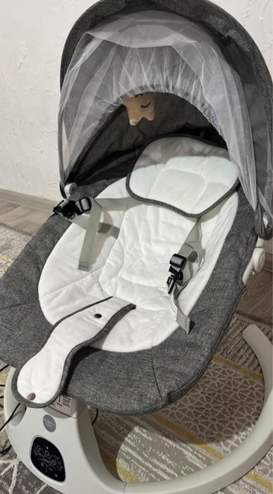 Шезлонг детский