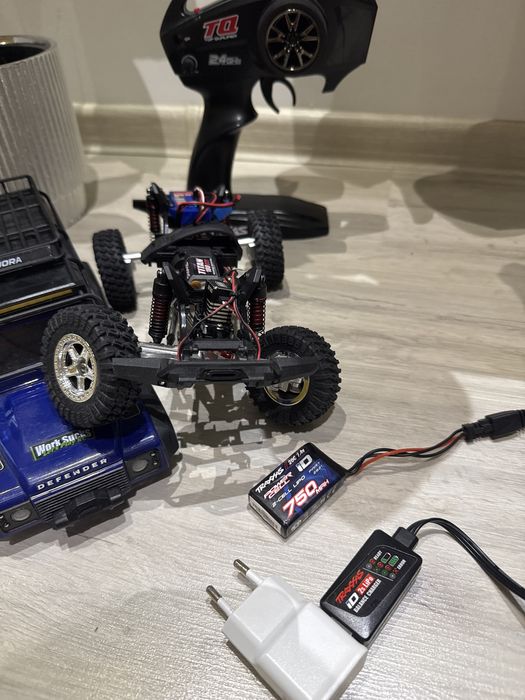 RC Traxxas TRX-4M injora