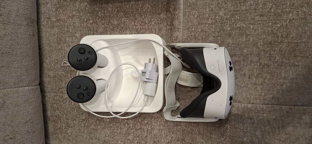 Продам VR очки  Meta Quest 3S 128 GB