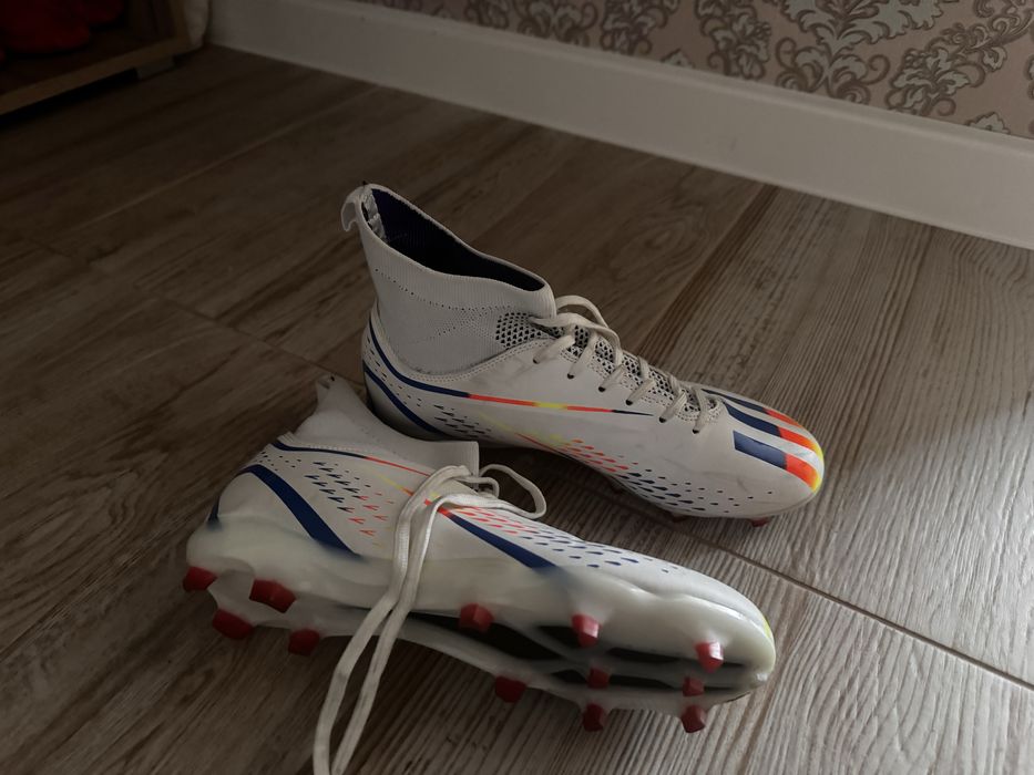 Продам бутсы 37 размера