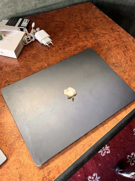 Macbook Air 15” m2
