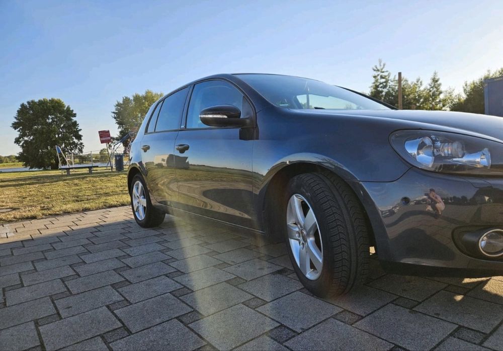 VOLKSWAGEN Golf 2011 — imagine 3