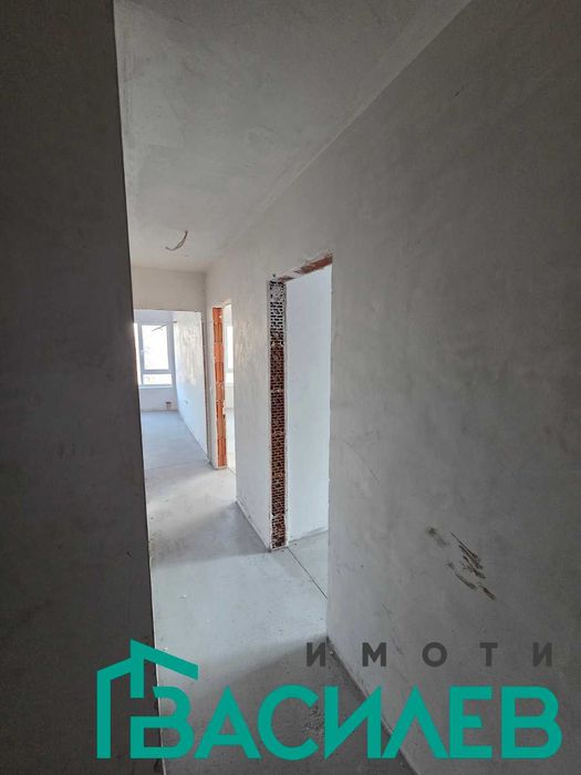 Продава се Тристаен апартамент в София, Център - 76 кв.м за 1423 €/кв.м - Снимка #8