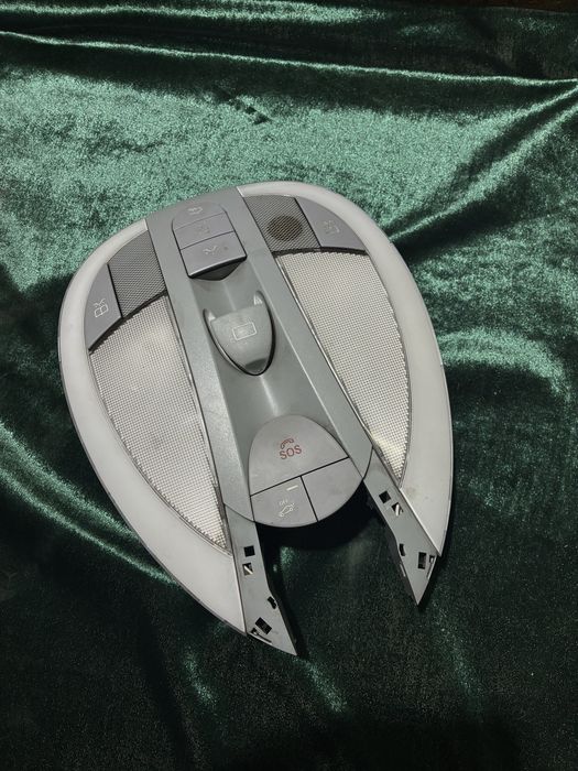 Mercedes-Benz W211 E500 на разбор