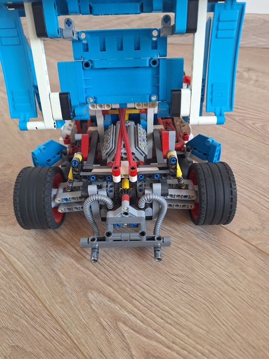 LEGO Technic Rally Car (42077)