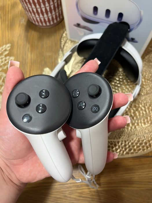 Meta Quest 3 – VR 128GB Stare foarte buna