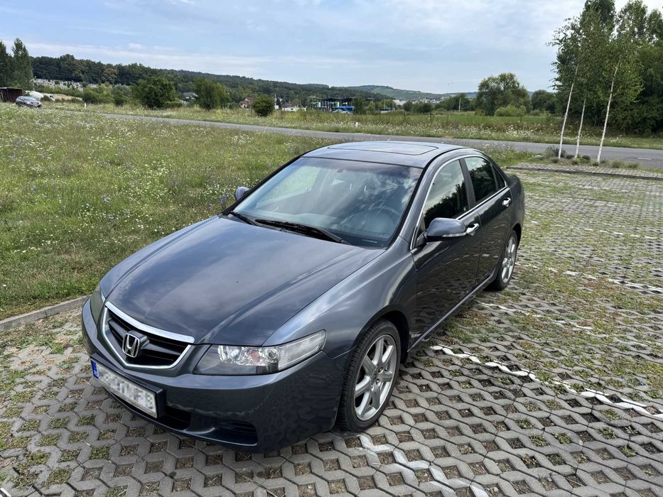 Vând HONDA ACCORD CL7, 2004, 2.0 benzină, în stare bună de funcționare